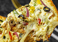 Deep Dish Pizza with Seekh Kabab